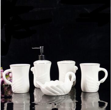 Ceramic Bathroom 5Pcs Sets Of EuropeanStyle Rinse Cup Wedding Set Creative Bathroom Toiletries Soap Dish Toothbrush Holder